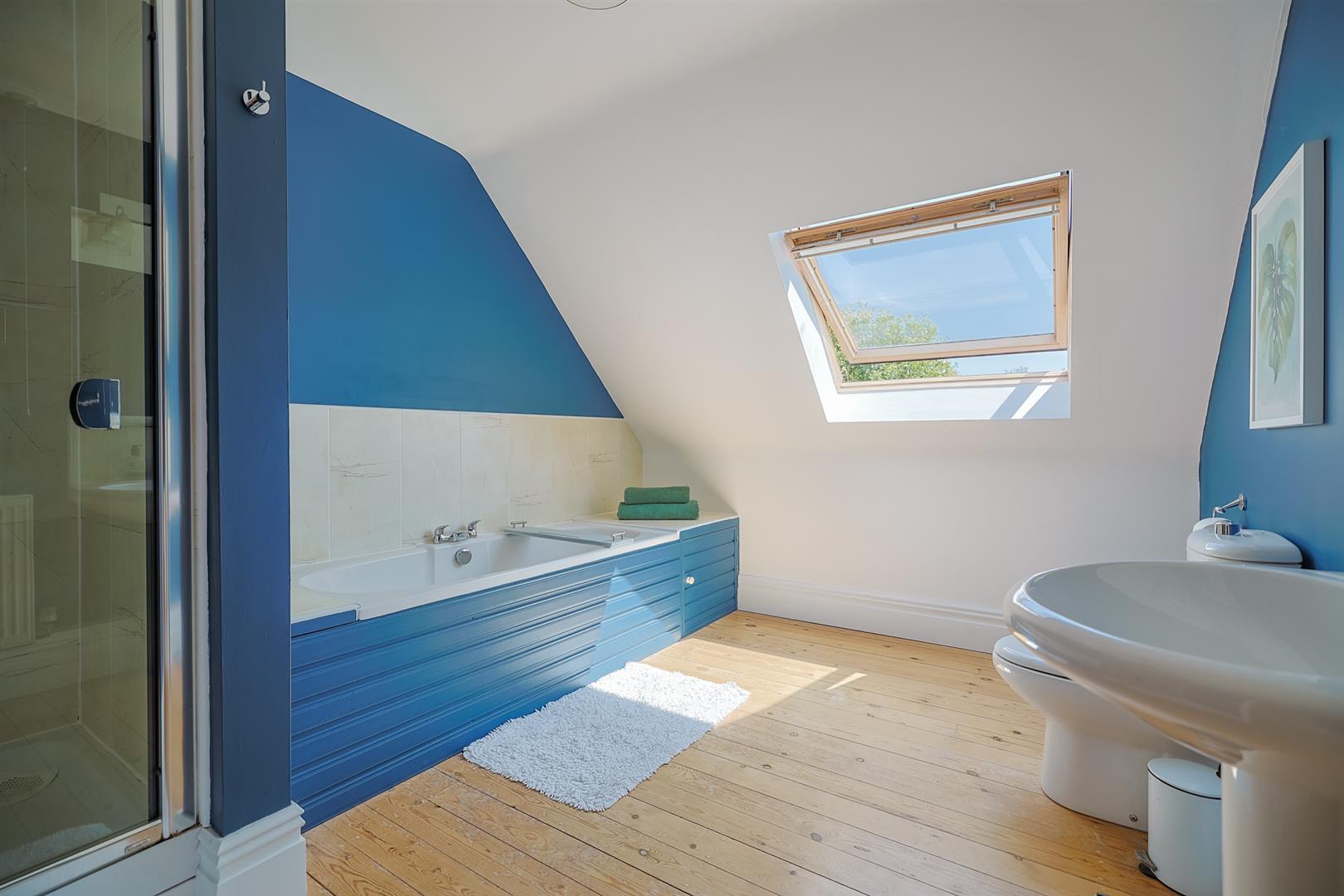 21 East Cliff, Pennard, Gower, SA3 2AS